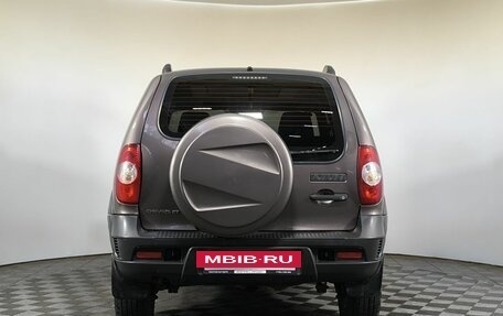 Chevrolet Niva I рестайлинг, 2015 год, 660 000 рублей, 4 фотография