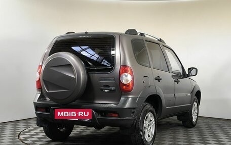 Chevrolet Niva I рестайлинг, 2015 год, 660 000 рублей, 3 фотография