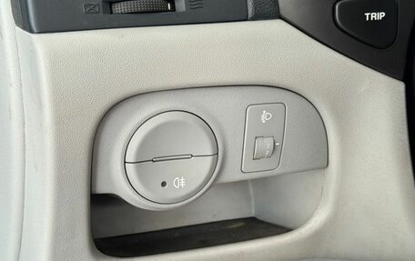 Hyundai Verna II, 2006 год, 299 000 рублей, 14 фотография