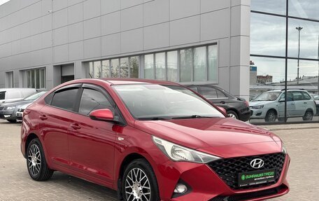 Hyundai Solaris II рестайлинг, 2020 год, 1 490 000 рублей, 2 фотография