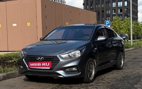 Hyundai Solaris II рестайлинг, 2018 год, 1 115 000 рублей, 2 фотография