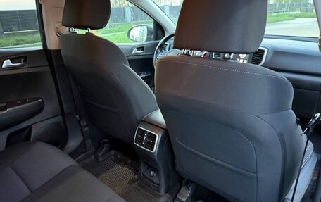 KIA Sportage IV рестайлинг, 2021 год, 2 490 000 рублей, 36 фотография