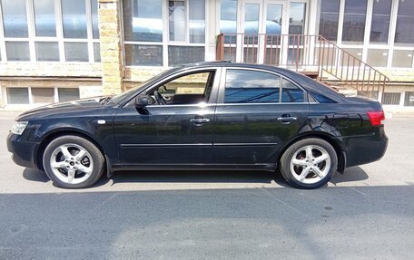 Hyundai Sonata VI, 2007 год, 700 000 рублей, 3 фотография