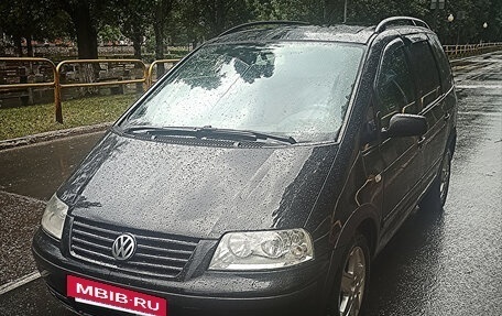 Volkswagen Sharan I рестайлинг, 2004 год, 550 000 рублей, 2 фотография