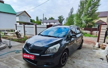 Toyota Verso I, 2012 год, 1 050 000 рублей, 3 фотография