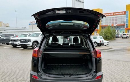 Toyota RAV4, 2014 год, 1 990 000 рублей, 7 фотография
