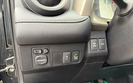Toyota RAV4, 2014 год, 1 990 000 рублей, 18 фотография
