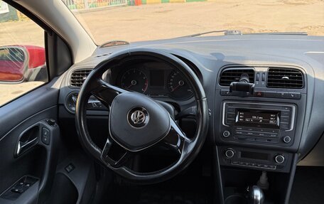 Volkswagen Polo VI (EU Market), 2015 год, 970 000 рублей, 11 фотография