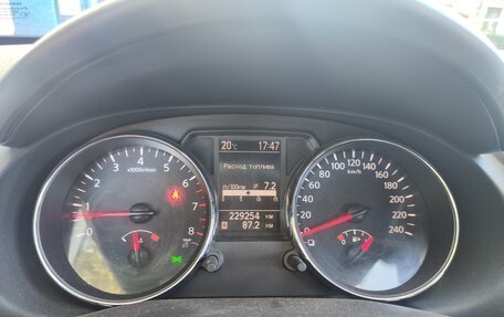 Nissan Qashqai, 2010 год, 870 000 рублей, 8 фотография