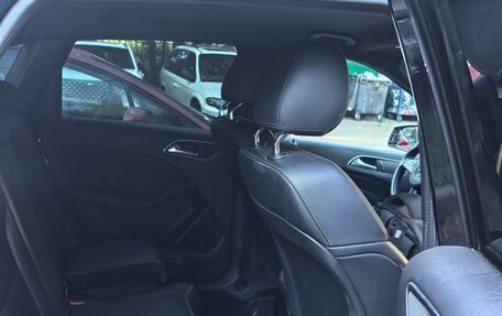 Mercedes-Benz B-Класс, 2017 год, 1 650 000 рублей, 10 фотография
