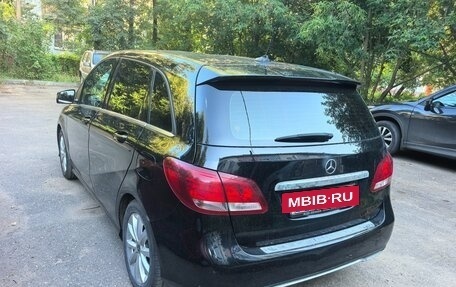 Mercedes-Benz B-Класс, 2017 год, 1 650 000 рублей, 6 фотография