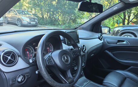 Mercedes-Benz B-Класс, 2017 год, 1 650 000 рублей, 20 фотография