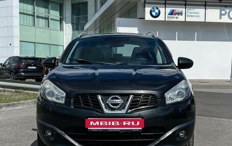 Nissan Qashqai+2 I, 2012 год, 870 000 рублей, 2 фотография
