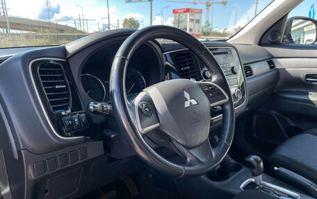 Mitsubishi Outlander III рестайлинг 3, 2013 год, 1 197 000 рублей, 14 фотография
