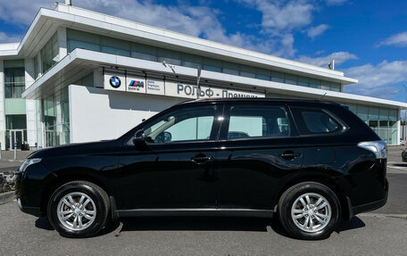 Mitsubishi Outlander III рестайлинг 3, 2013 год, 1 197 000 рублей, 9 фотография