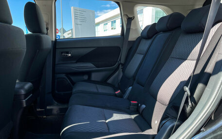 Mitsubishi Outlander III рестайлинг 3, 2013 год, 1 197 000 рублей, 11 фотография