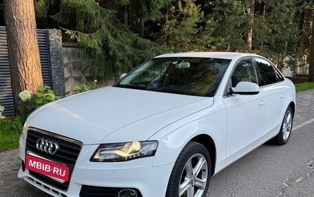 Audi A4, 2011 год, 990 000 рублей, 2 фотография