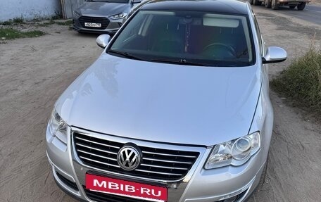 Volkswagen Passat B6, 2008 год, 700 000 рублей, 2 фотография