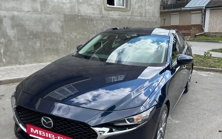 Mazda 3, 2019 год, 1 870 000 рублей, 2 фотография