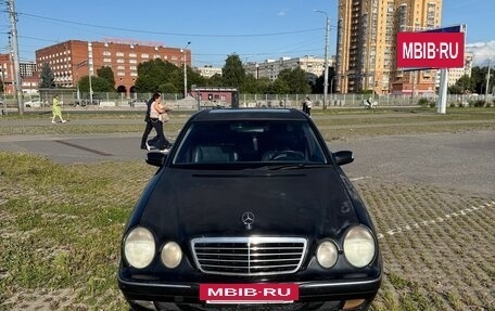 Mercedes-Benz E-Класс, 2000 год, 320 000 рублей, 2 фотография