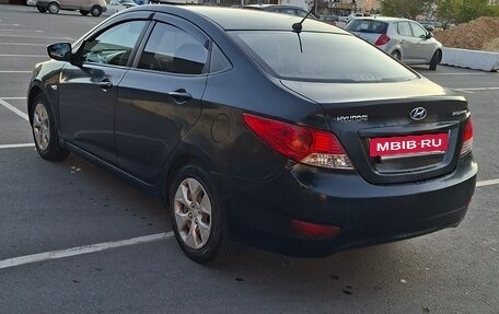 Hyundai Solaris II рестайлинг, 2013 год, 570 000 рублей, 4 фотография