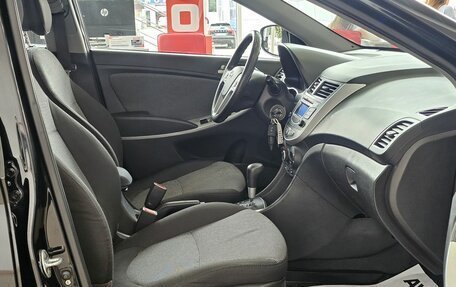 Hyundai Solaris II рестайлинг, 2012 год, 1 189 000 рублей, 16 фотография