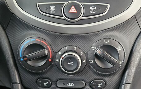 Hyundai Solaris II рестайлинг, 2012 год, 1 189 000 рублей, 20 фотография