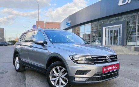 Volkswagen Tiguan II, 2017 год, 2 149 000 рублей, 3 фотография
