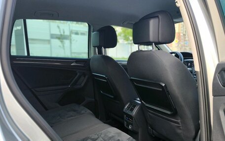 Volkswagen Tiguan II, 2017 год, 2 149 000 рублей, 18 фотография