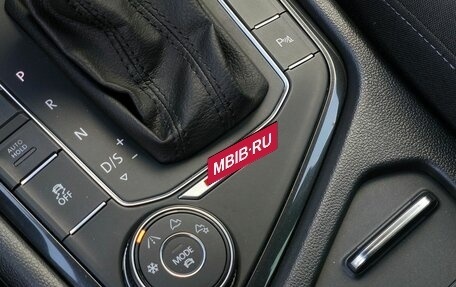Volkswagen Tiguan II, 2017 год, 2 149 000 рублей, 10 фотография
