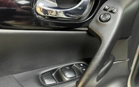 Nissan Qashqai, 2015 год, 1 359 000 рублей, 12 фотография