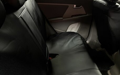 KIA Sportage III, 2011 год, 899 777 рублей, 16 фотография