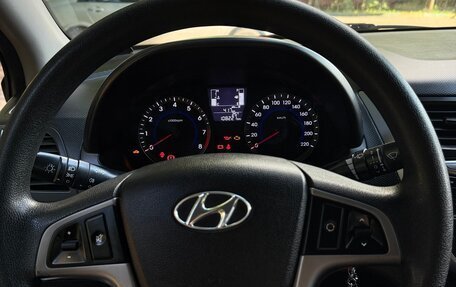 Hyundai Solaris II рестайлинг, 2015 год, 960 000 рублей, 8 фотография