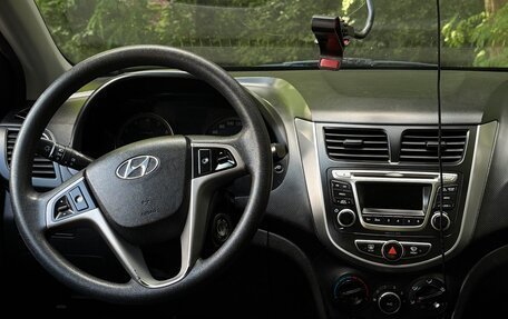 Hyundai Solaris II рестайлинг, 2015 год, 960 000 рублей, 13 фотография