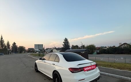Mercedes-Benz E-Класс, 2021 год, 6 200 000 рублей, 4 фотография