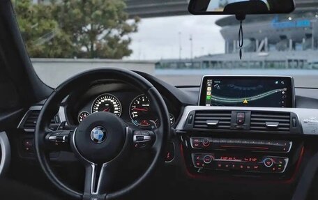BMW 3 серия, 2015 год, 2 400 000 рублей, 9 фотография