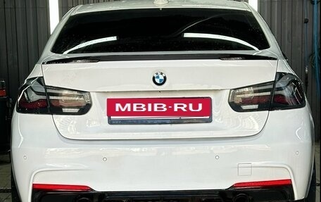 BMW 3 серия, 2015 год, 2 400 000 рублей, 3 фотография