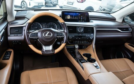 Lexus RX IV рестайлинг, 2017 год, 4 300 000 рублей, 13 фотография
