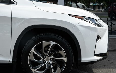 Lexus RX IV рестайлинг, 2017 год, 4 300 000 рублей, 6 фотография