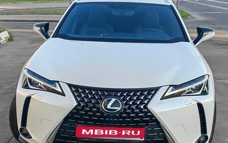 Lexus UX I, 2021 год, 3 450 000 рублей, 1 фотография