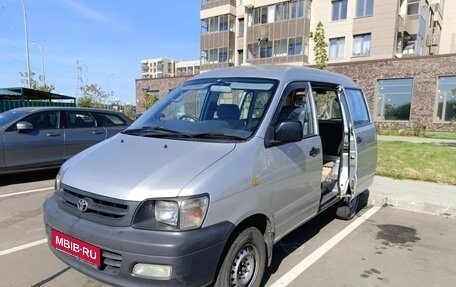 Toyota Town Ace III, 2003 год, 640 000 рублей, 1 фотография