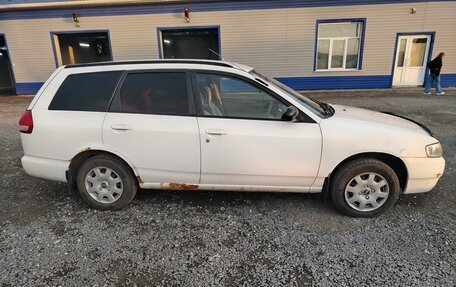 Nissan Wingroad III, 2001 год, 190 000 рублей, 1 фотография