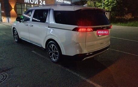 KIA Carnival, 2022 год, 3 600 000 рублей, 5 фотография