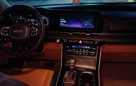 KIA Carnival, 2022 год, 3 600 000 рублей, 15 фотография