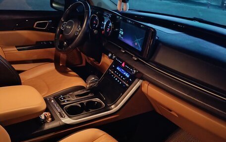 KIA Carnival, 2022 год, 3 600 000 рублей, 11 фотография