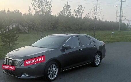 Toyota Camry, 2014 год, 1 850 000 рублей, 3 фотография