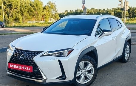 Lexus UX I, 2021 год, 3 450 000 рублей, 2 фотография
