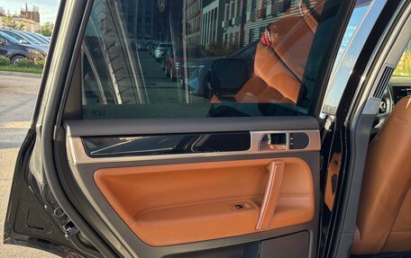 Volkswagen Touareg III, 2005 год, 1 199 000 рублей, 18 фотография