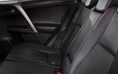 Toyota RAV4, 2016 год, 2 380 000 рублей, 15 фотография