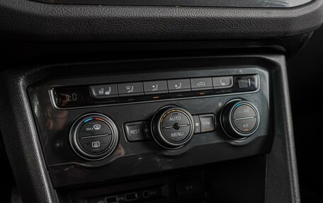 Volkswagen Tiguan II, 2020 год, 2 279 000 рублей, 14 фотография
